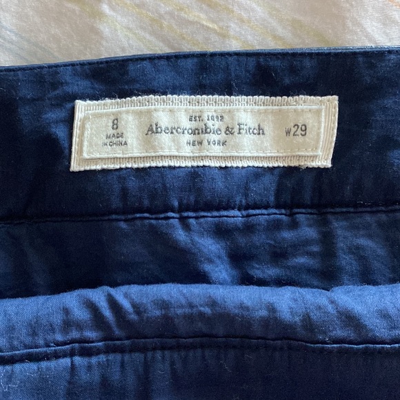 NWOT Abercrombie & Fitch skirt Size 8, W29 - Picture 4 of 7